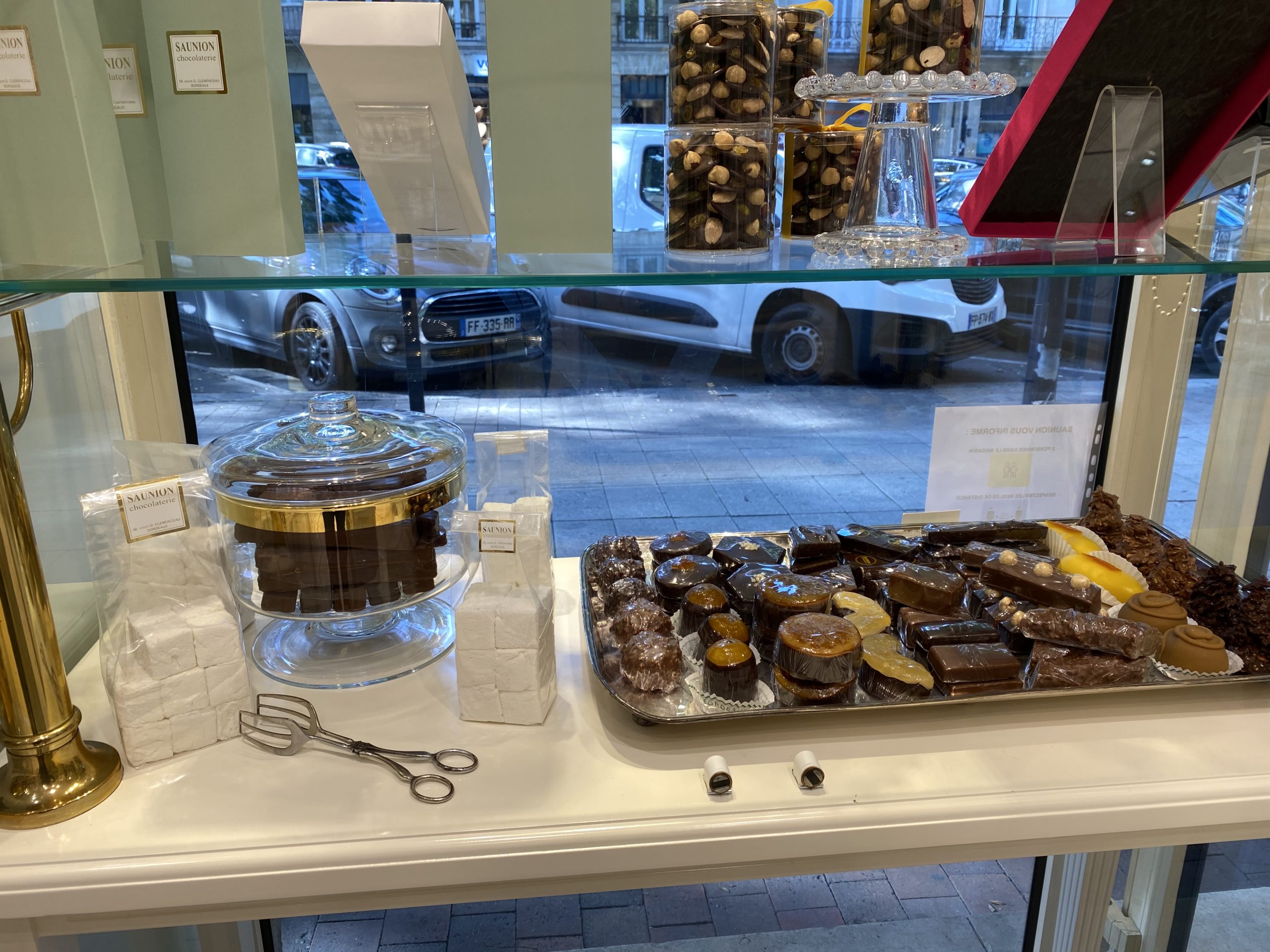 visuel bouchées en vitrine